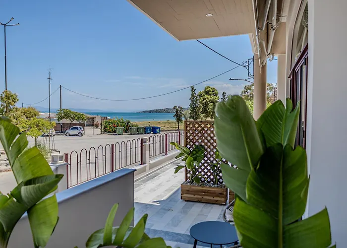 Sunny Nest With A Sea View By Salt Volos