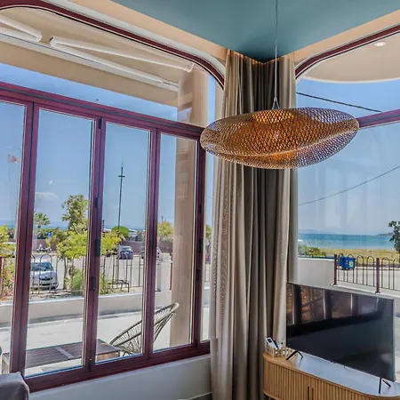 Sunny Nest With A Sea View By Salt بيت للعطل