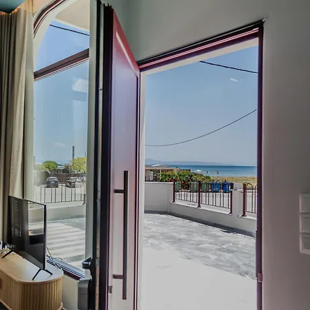 Nyaraló Sunny Nest With A Sea View By Salt Vólosz