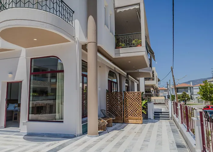 Case de vacanță Sunny Nest With A Sea View By Salt *